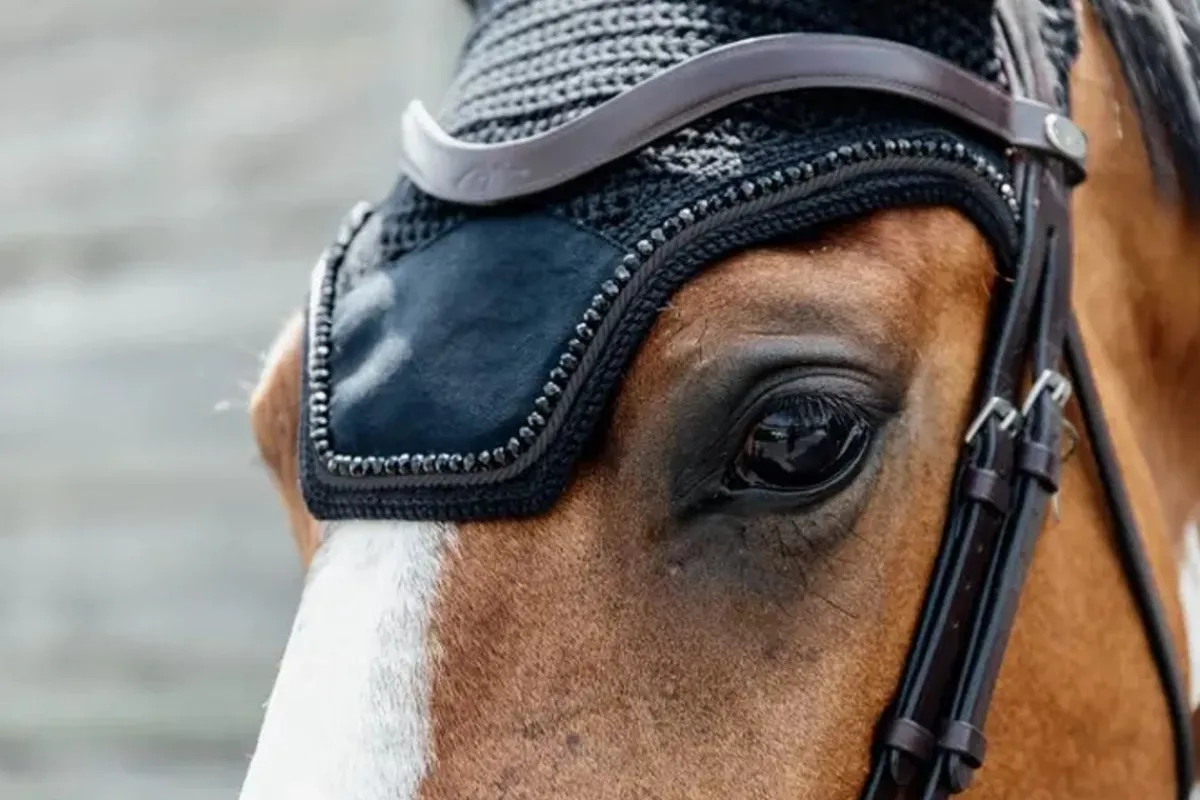 Kentucky Velvet Pearls Ørehette< Ørehetter