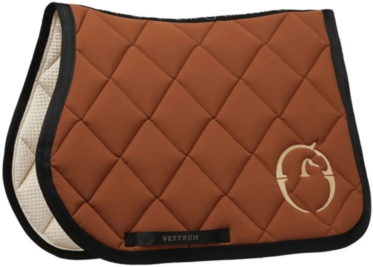 Vestrum Helsinki Dressur Schabrak -< Dressur Schabraker